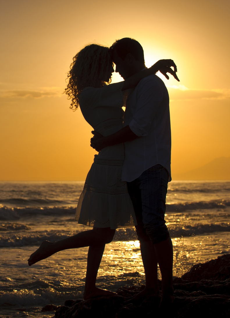 Фото любви мужчины и женщины поцелуй